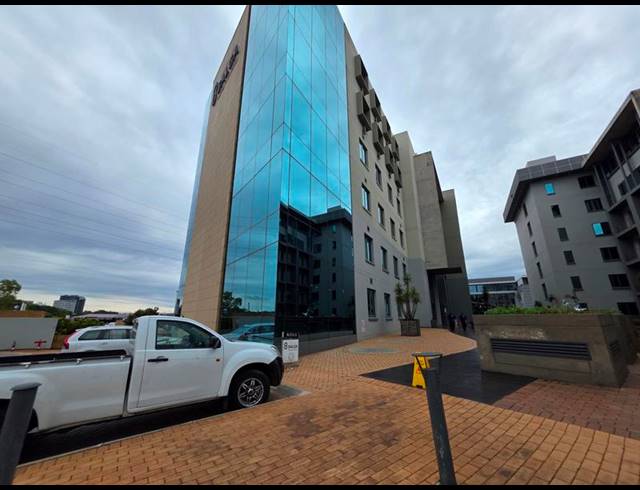 BUSINESS PROPERTY TO RENT IN MENLYN